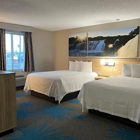 Days Inn By Wyndham Jamestown Exteriör bild