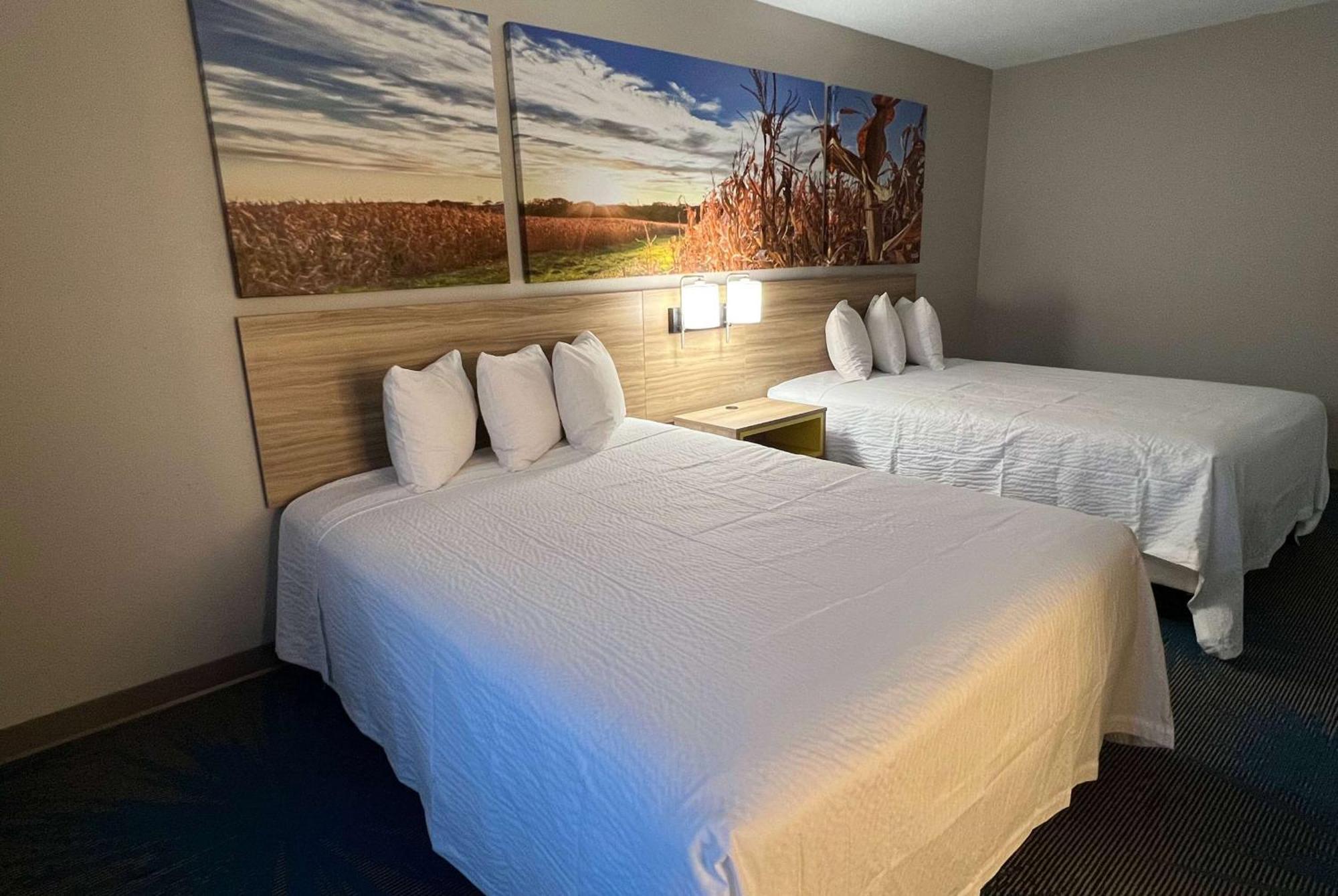Days Inn By Wyndham Jamestown Exteriör bild